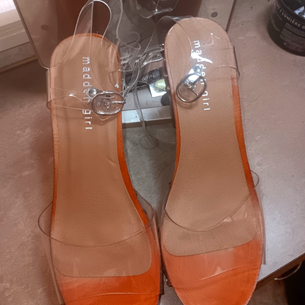 Super cute high heels